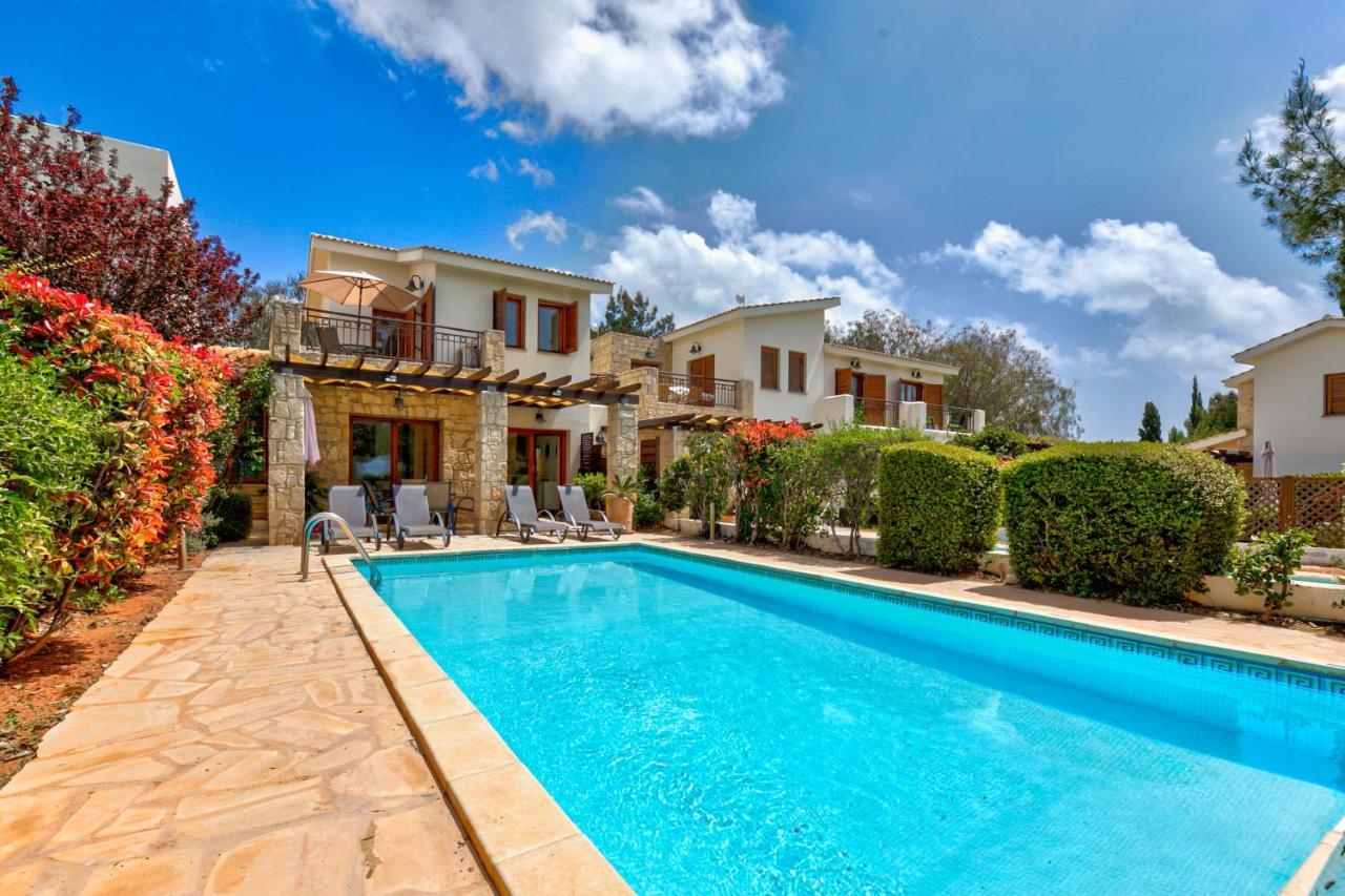 2 Bedroom Villa Destu With Private Pool And Golf Views, Aphrodite Hills Resort เกาเคลีย ภายนอก รูปภาพ